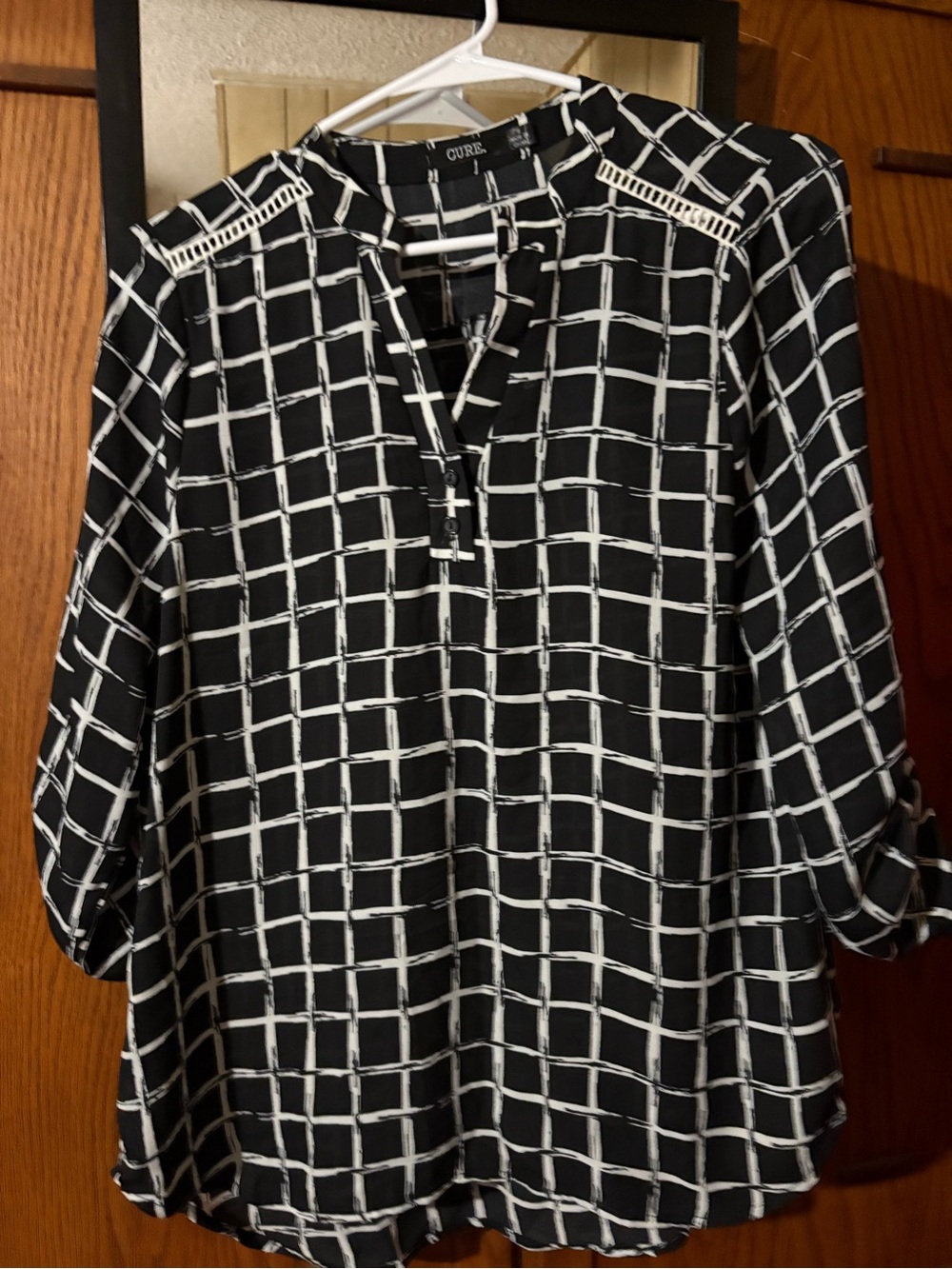 Cupio Black and White Grid Tunic Blouse